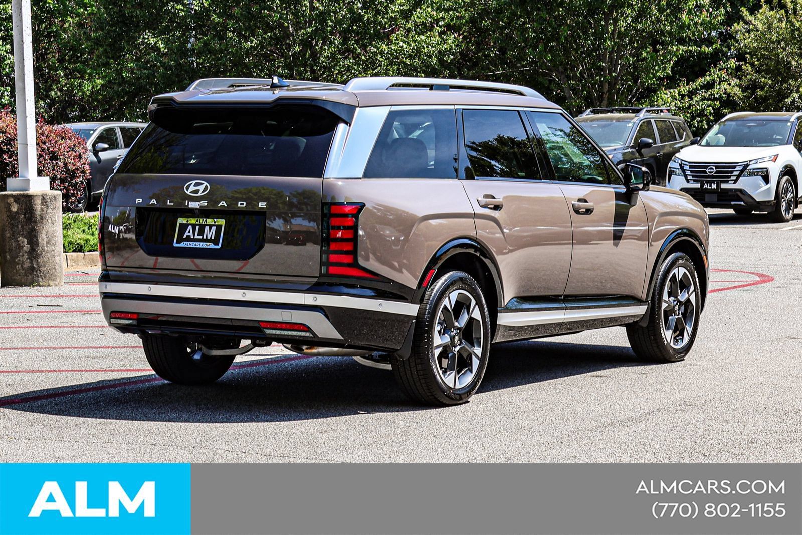 Used 2026 Hyundai Palisade Limited FWD image 6