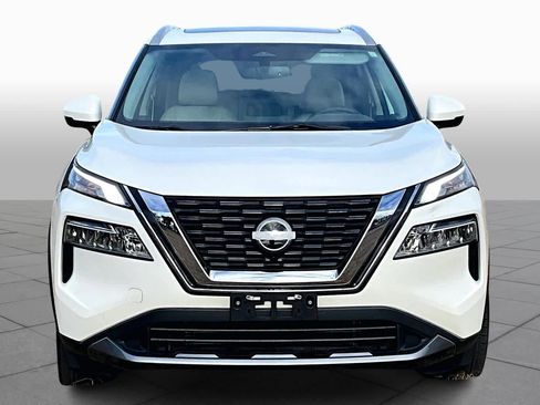 Used 2023 Nissan Rogue SL image 3