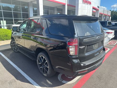 Used 2022 Chevrolet Tahoe RST w/ Luxury Package AWD/4WD image 5