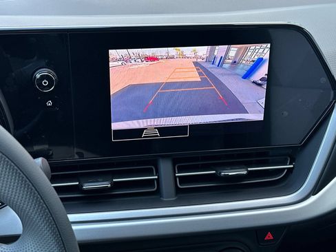 New 2026 Chevrolet Trax LS w/ LS Convenience Package FWD image 19
