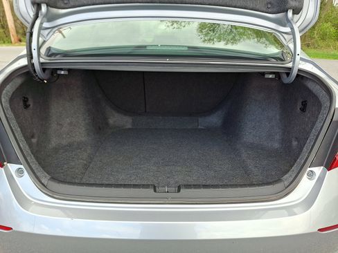 Used 2018 Honda Accord Sport image 29