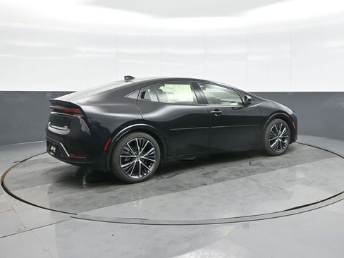 New 2026 Toyota Prius XLE image 7