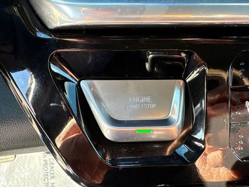 Used 2022 GMC Sierra 1500 Denali image 30