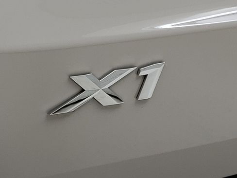 Used 2026 BMW X1 xDrive28i w/ Convenience Package AWD/4WD image 10