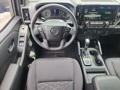 Certified 2026 Nissan Frontier SV w/ All-Weather Content Package AWD/4WD image 12