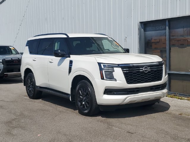 Used 2025 Nissan Armada SV RWD image 5