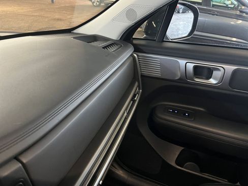 Used 2025 Hyundai Santa Fe SEL image 38