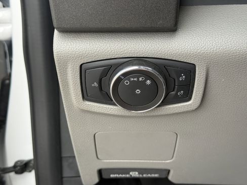 Used 2021 Chevrolet Silverado 1500 Custom RWD image 23