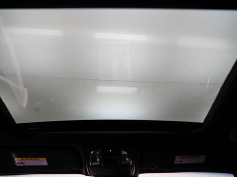 Used 2020 Kia Stinger GT1 RWD image 27