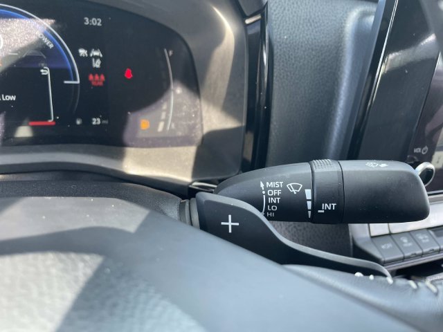 Used 2025 Toyota Camry SE AWD/4WD image 37