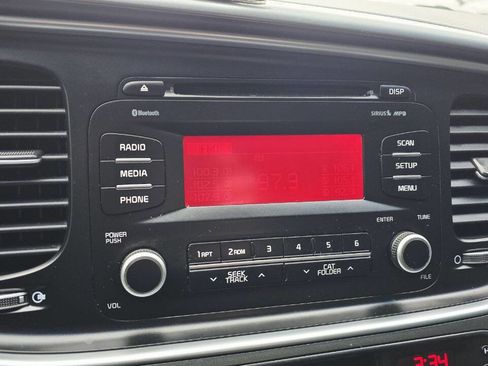 Used 2015 Kia Optima LX image 16