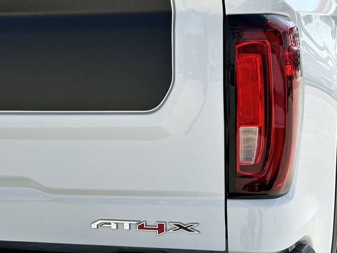 Used 2023 GMC Sierra 1500 AT4X w/ AT4X AEV Edition AWD/4WD image 8