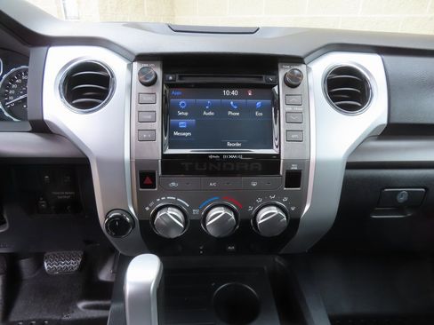 Used 2018 Toyota Tundra SR5 image 16