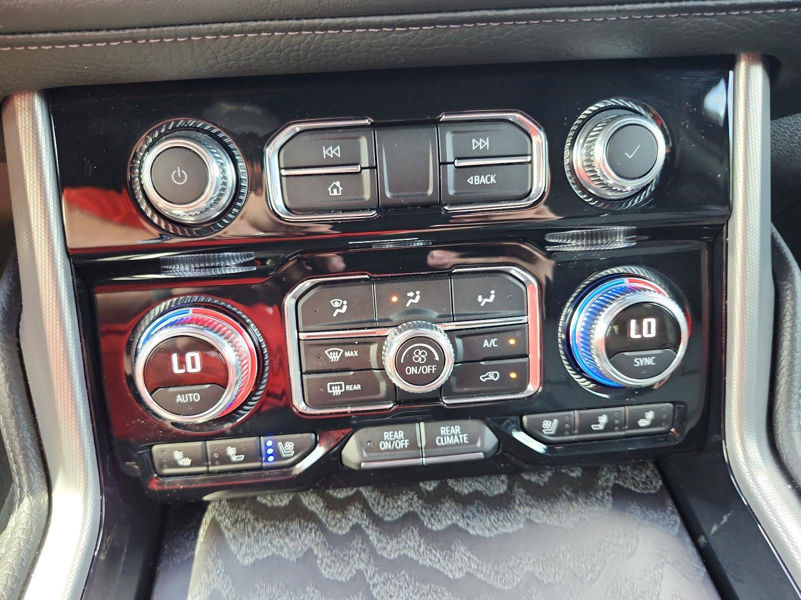 Used 2024 GMC Yukon Denali AWD/4WD image 20