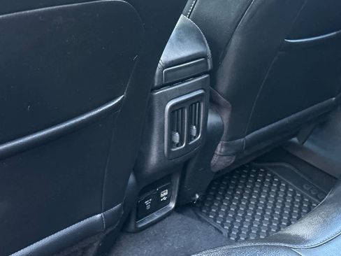 Used 2021 Jeep Compass Latitude w/ Sun and Sound Group AWD/4WD image 14