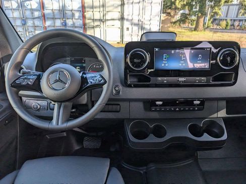 New 2025 Mercedes-Benz Sprinter 2500 image 16