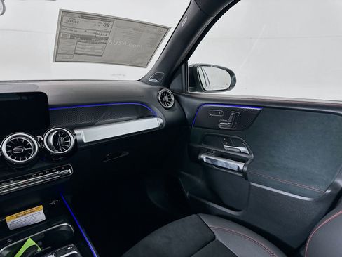 New 2026 Mercedes-Benz GLB 250 image 25
