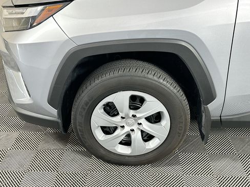 Used 2025 Toyota RAV4 LE FWD image 11