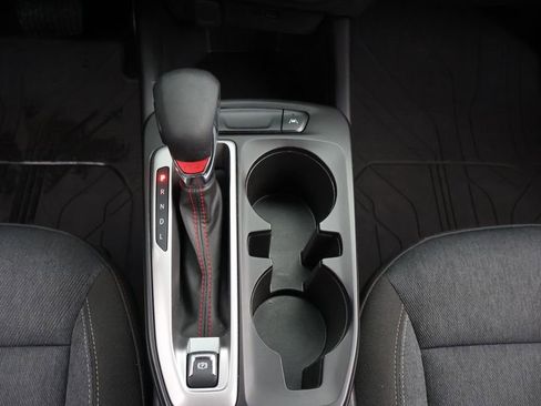 Used 2024 Chevrolet Trax RS image 21