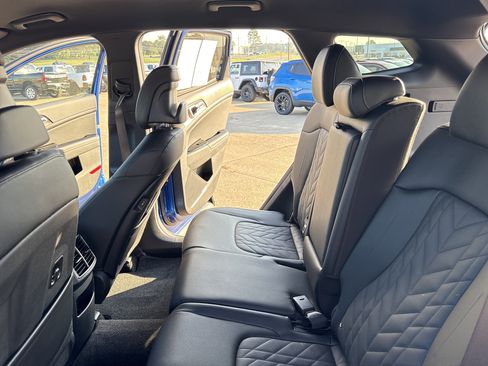 Used 2025 Kia Sportage X-Line image 29