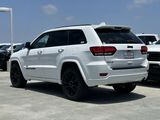 Used 2018 Jeep Grand Cherokee Altitude image 5