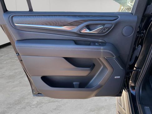 Used 2024 GMC Yukon XL Denali w/ Max Trailering Package image 17