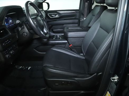 Used 2022 Chevrolet Tahoe Z71 w/ Z71 Off-Road Package AWD/4WD image 21