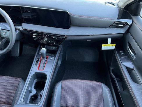 New 2025 Nissan Kicks SR w/ Illumination Package image 34