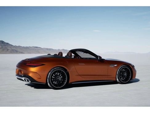 New 2024 Mercedes-Benz SL 63 AMG 4MATIC image 18