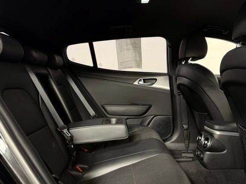 Used 2018 Kia Stinger GT AWD/4WD image 30