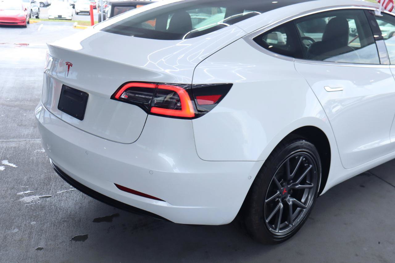Used 2019 Tesla Model 3 Standard Range Plus RWD image 7