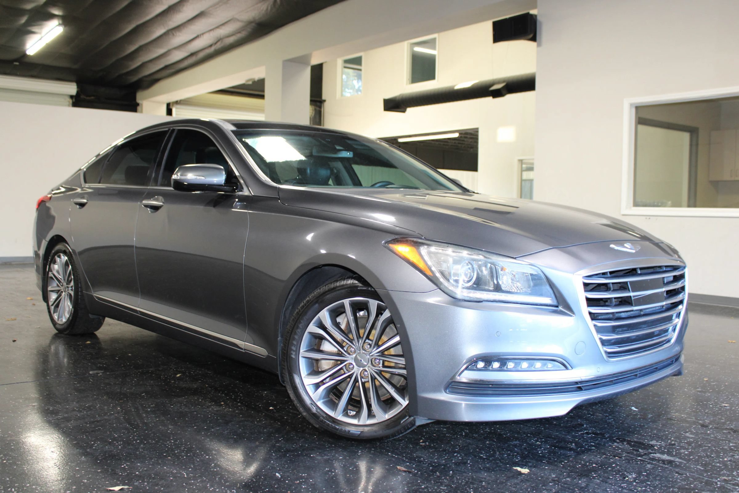 Used 2016 Hyundai Genesis 3.8 w/ Option Group 03 RWD image 43