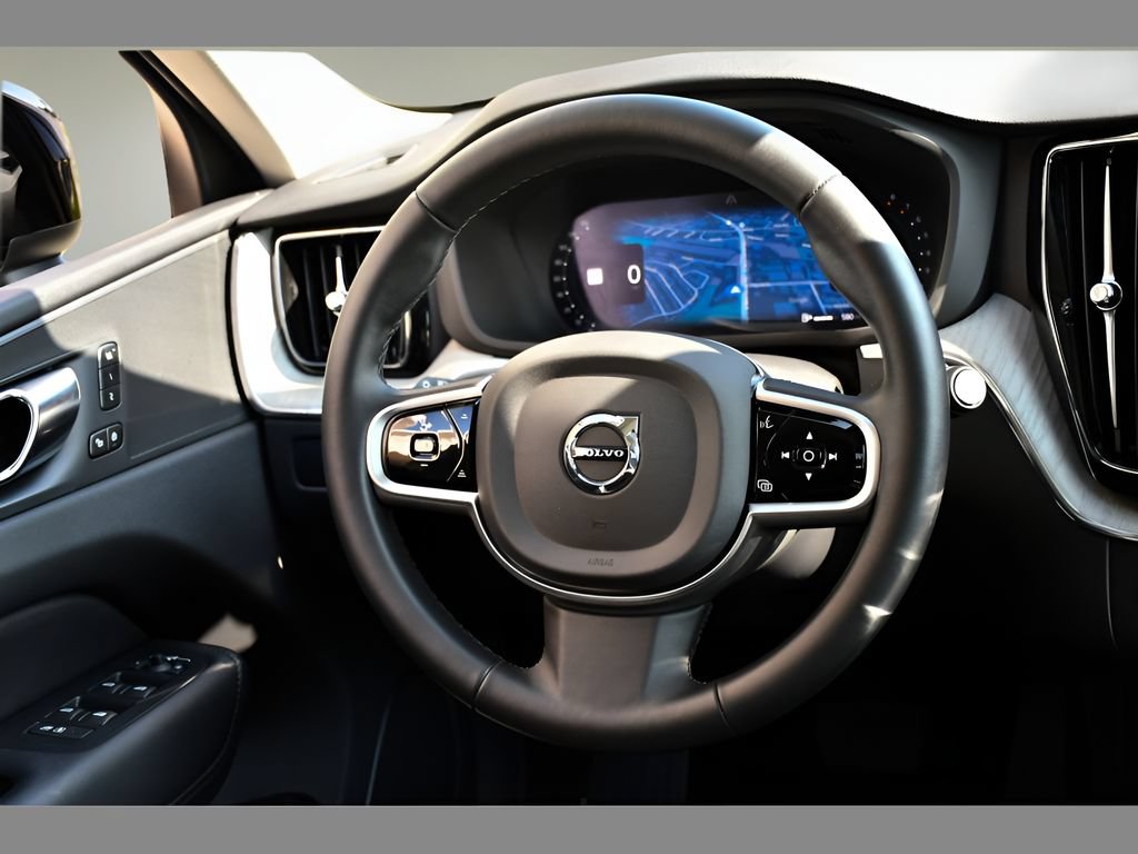 Used 2025 Volvo XC60 B5 Plus AWD/4WD image 16