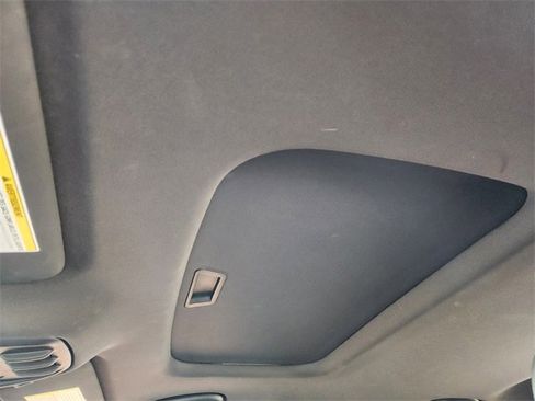 Used 2024 Buick Envista Sport Touring w/ Experience Buick Package image 25