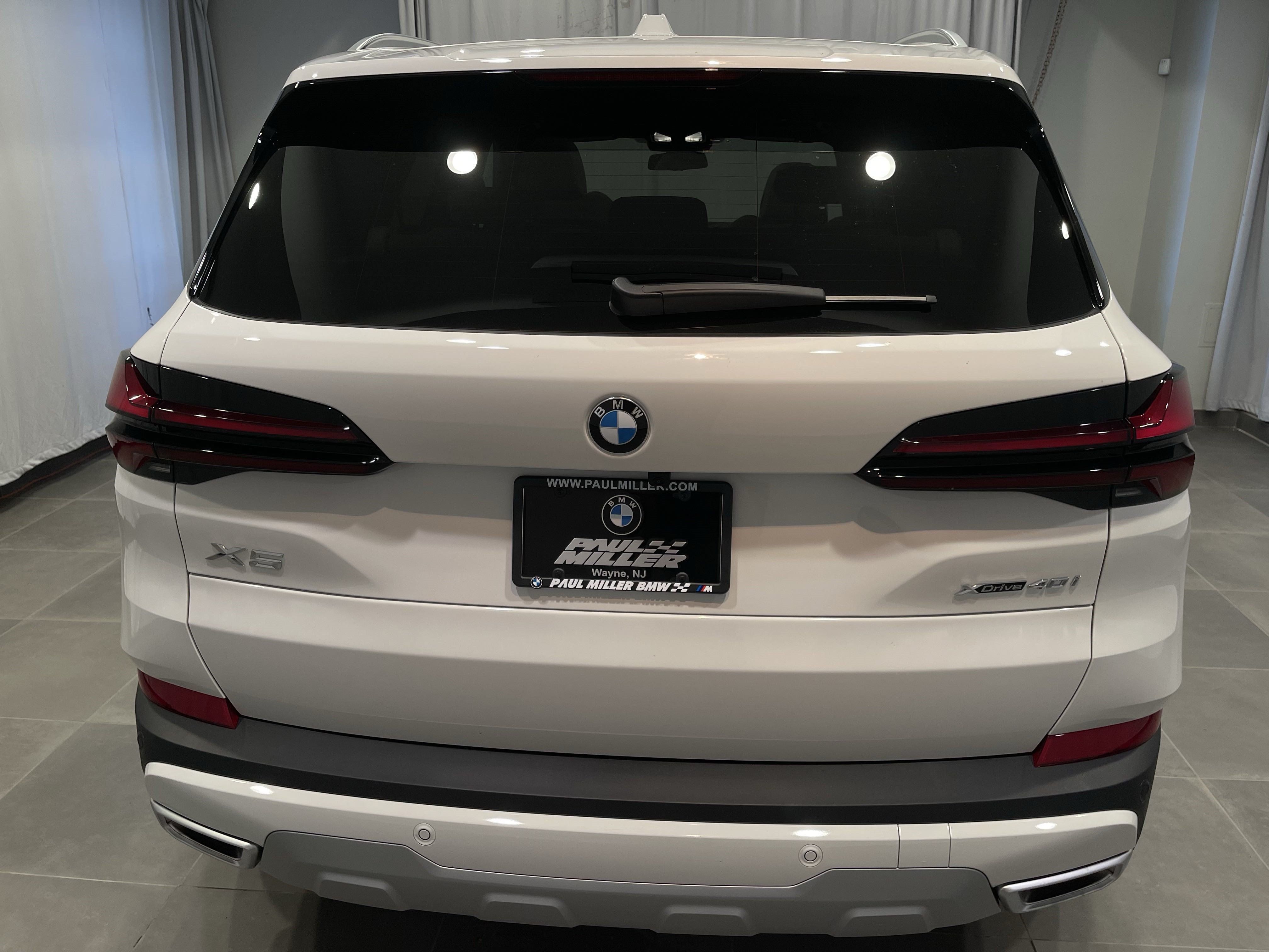 Used 2026 BMW X5 xDrive40i w/ Premium Package AWD/4WD image 5