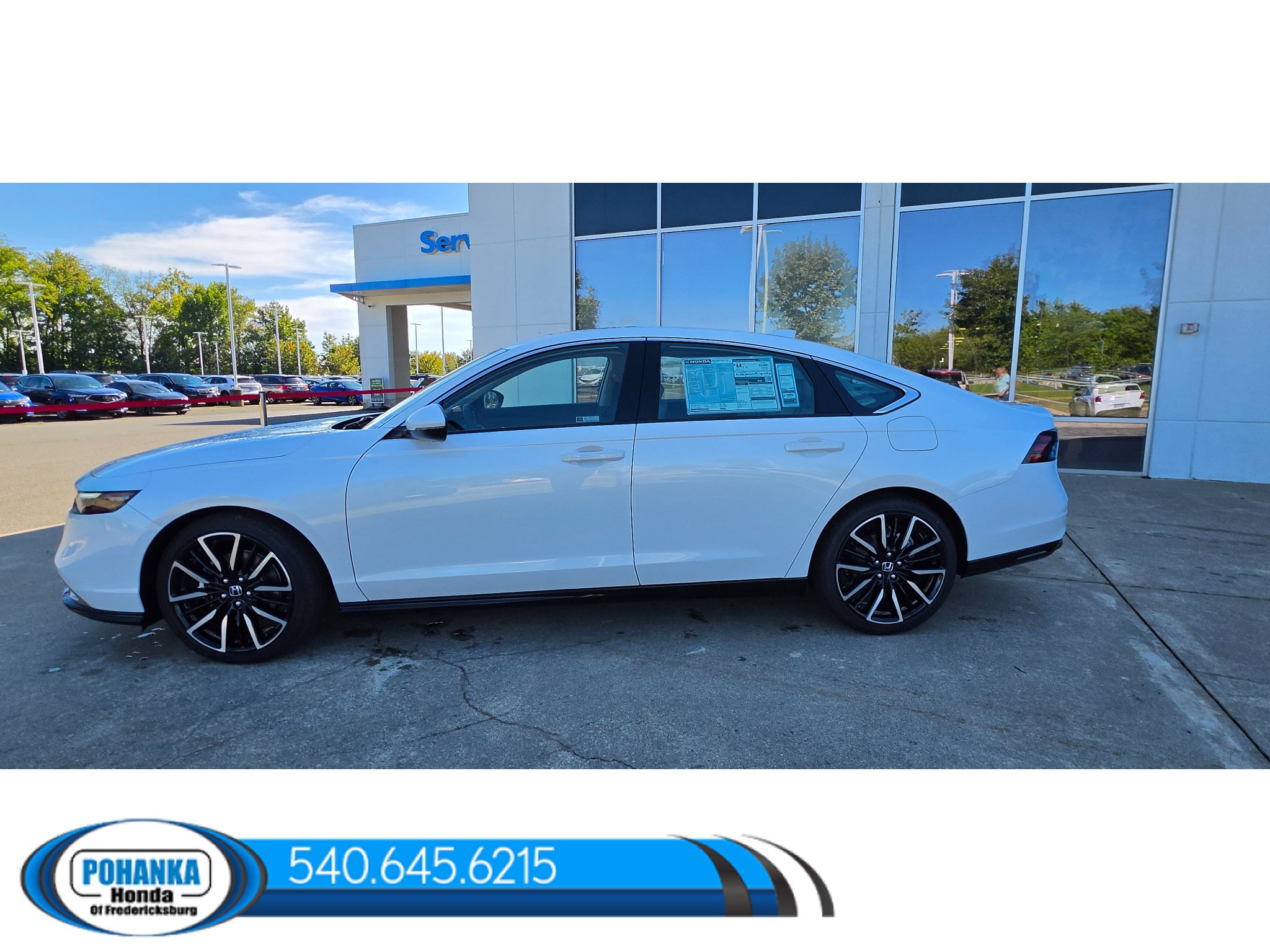 New 2026 Honda Accord Hybrid Touring image 3