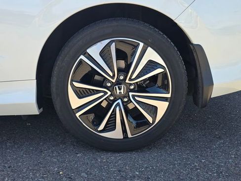 Used 2018 Honda Civic EX-T image 20