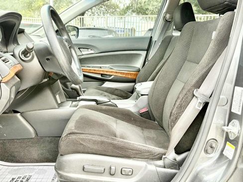Used 2012 Honda Accord EX image 9