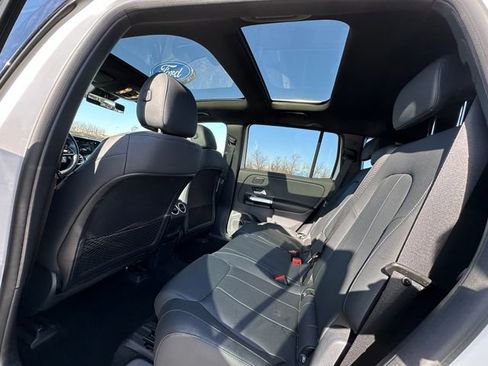 Used 2023 Mercedes-Benz EQB 300 4MATIC w/ Exclusive Package image 15
