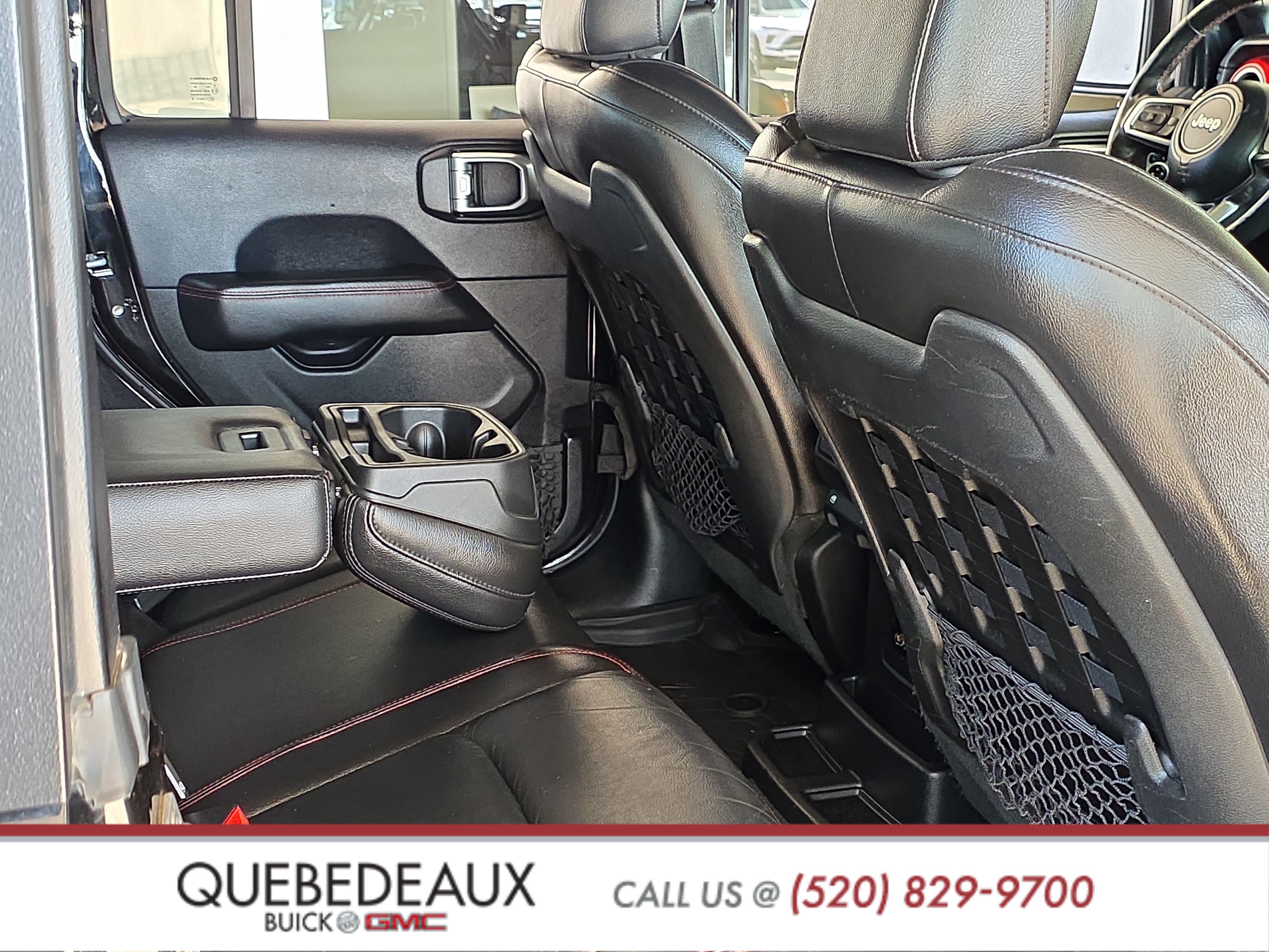 Used 2018 Jeep Wrangler Unlimited Rubicon AWD/4WD image 27