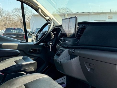 Used 2022 Ford E-Transit Low Roof w/ Load Area Protection Package RWD image 10