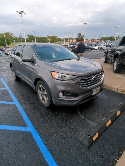 Used 2021 Ford Edge SEL w/ Convenience Package AWD/4WD image 3