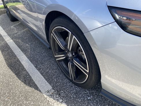Used 2023 Honda Accord Sport image 17