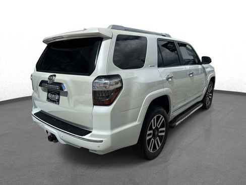 Used 2024 Toyota 4Runner Limited AWD/4WD image 3
