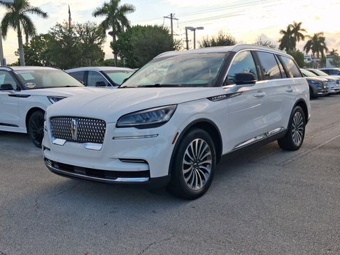 Certified 2023 Lincoln Aviator Reserve w/ Elements Package Plus RWD image 2