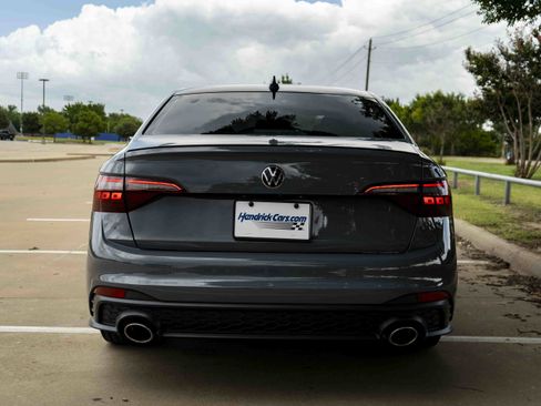 Used 2022 Volkswagen Jetta GLI Autobahn FWD image 8