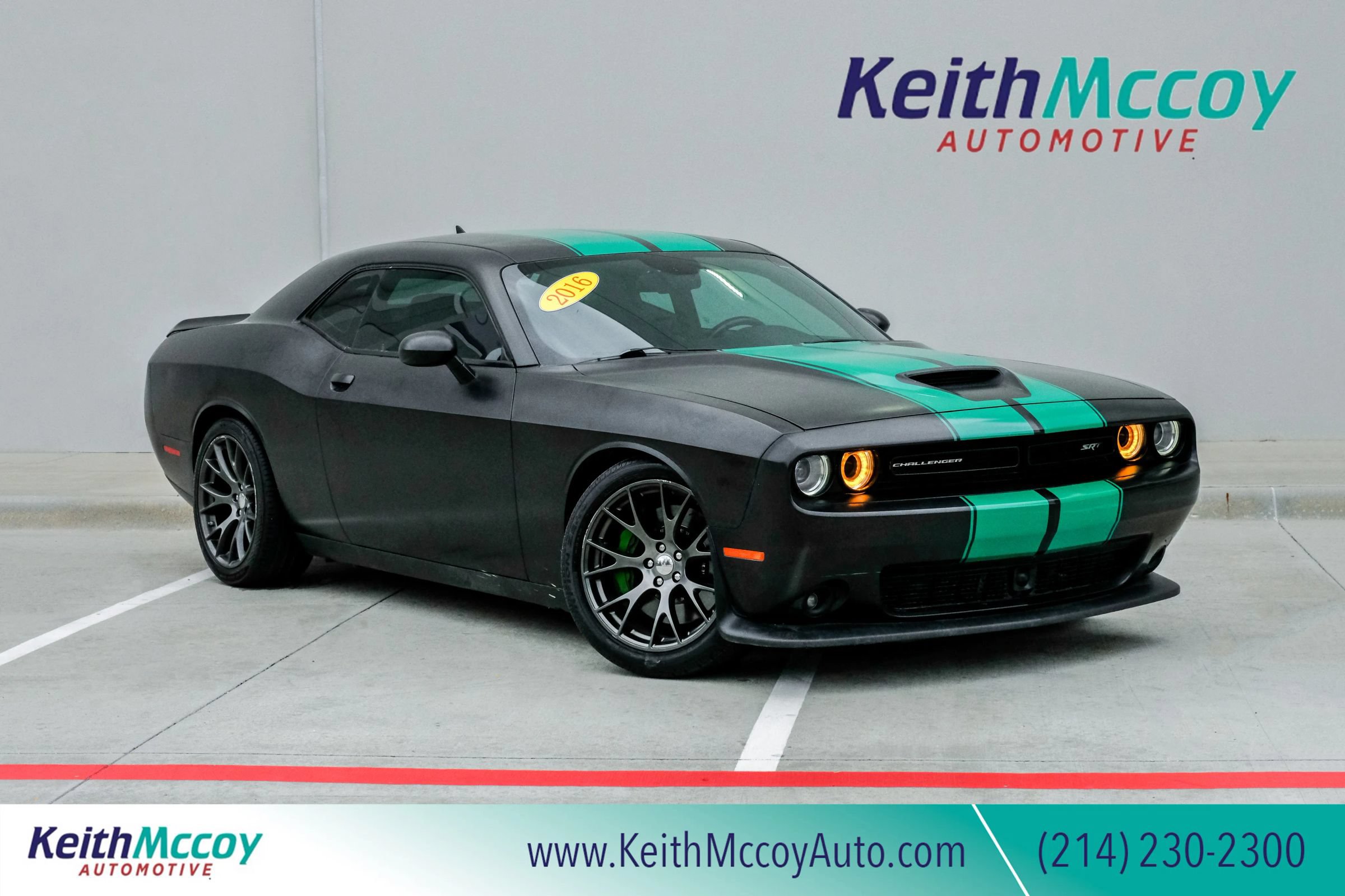 Used 2016 Dodge Challenger SRT w/ Technology Group RWD image 1