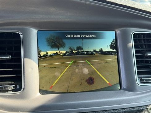 Used 2023 Dodge Charger SXT image 17