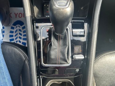 Used 2022 Jeep Compass Limited w/ Sun and Sound Group image 29