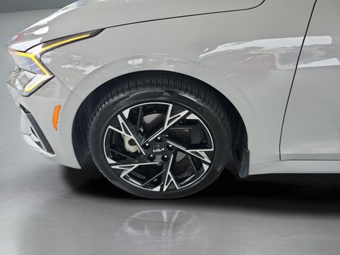 Used 2025 Kia K5 GT-Line w/ GT-Line Premium Package FWD image 10